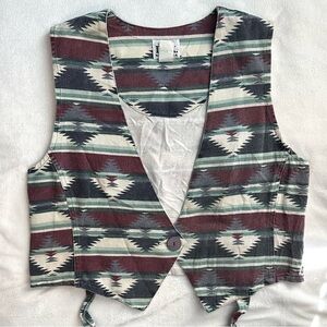 Vintage D.A.K. Frontier Western Style Aztec Geometric Tapestry Vest S Womens USA